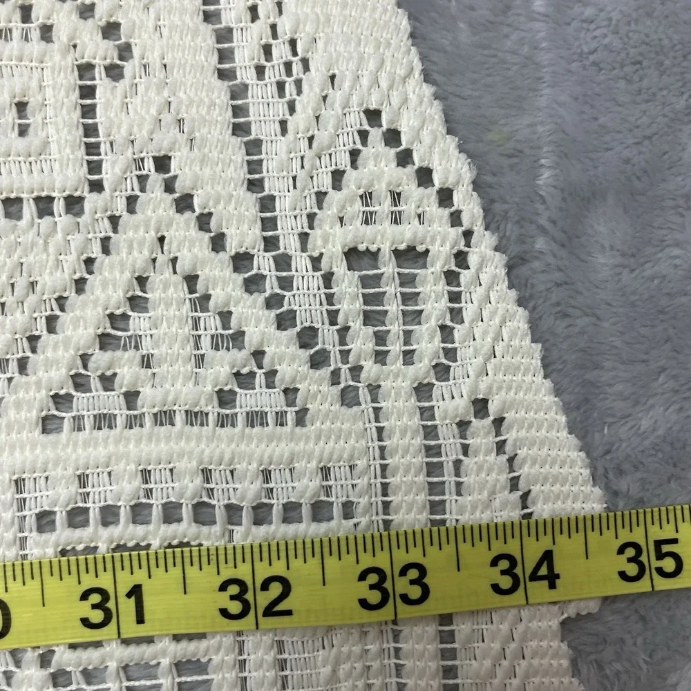 Crocheted‎ Victorian Christmas Village Cutout Table Runner 15